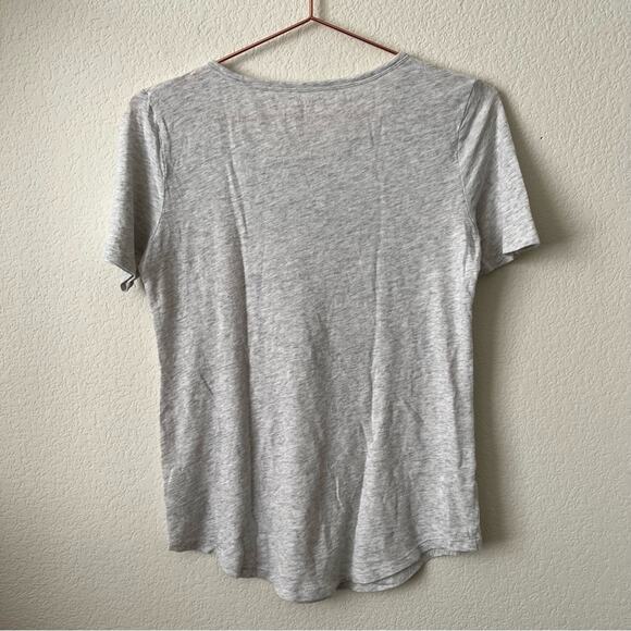 Old Navy Sunday Sun Day Vibes light gray short sleeve lounge tee top - Picture 3 of 5